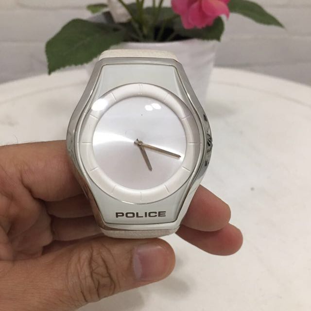 Police watch deals 12096j