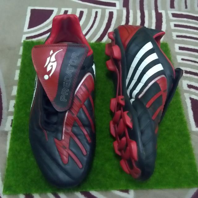 kasut bola adidas predator