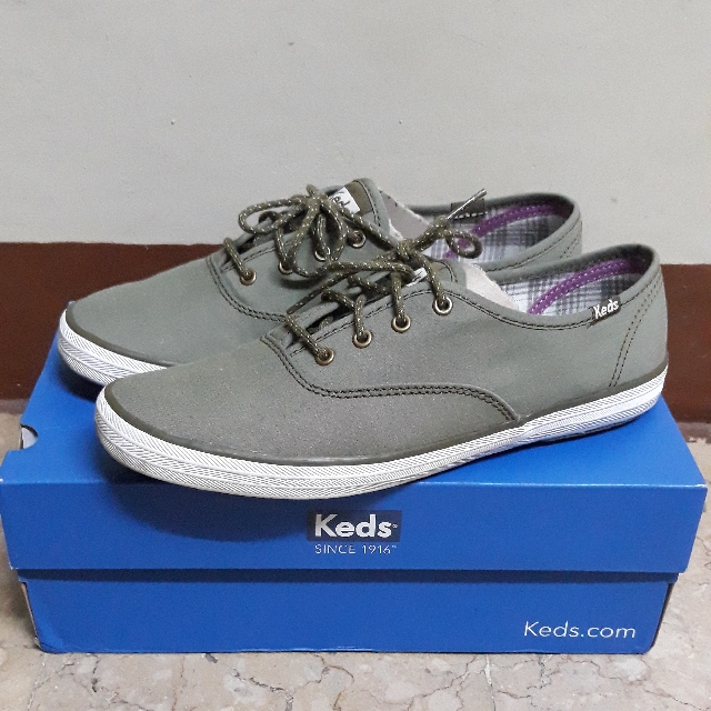 olive green champion shoes