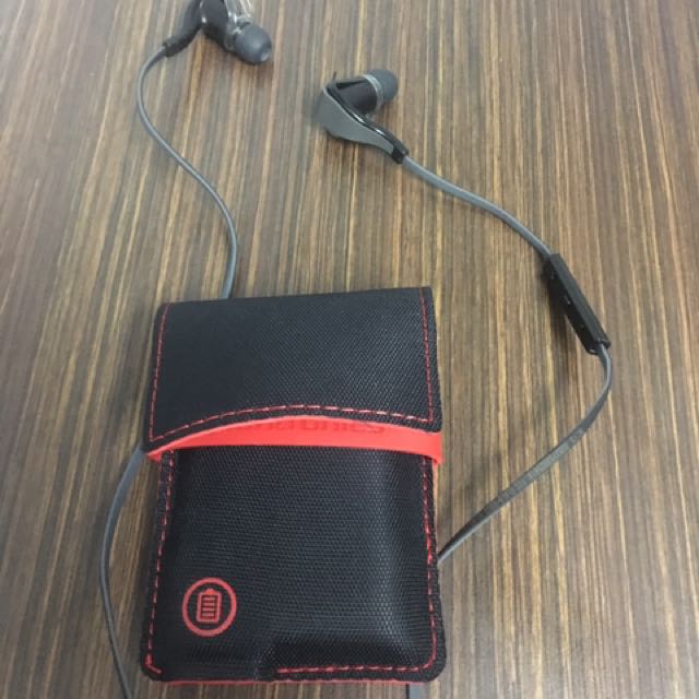 Platonic earpiece sales