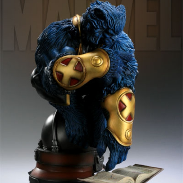 sideshow beast comiquette