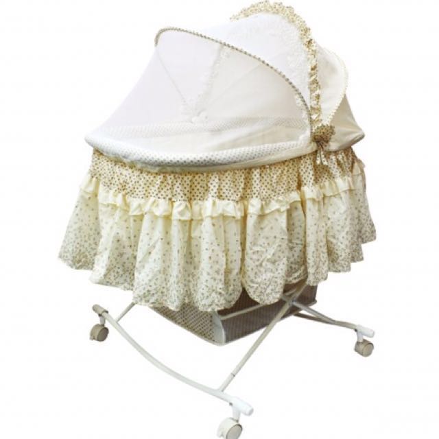 sweet cherry baby cradle