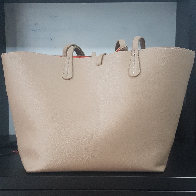 Zara Reversible Tote Bag Women s Fashion Bags Wallets Tote Bags on Carousell