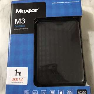Maxtor M3 1TB Slimline Portable Hard Drive