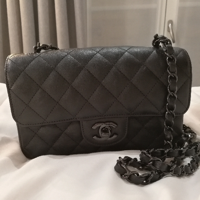 chanel so black mini