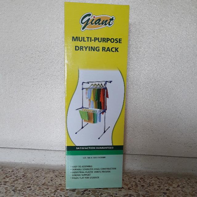 Giant drying rack outlet