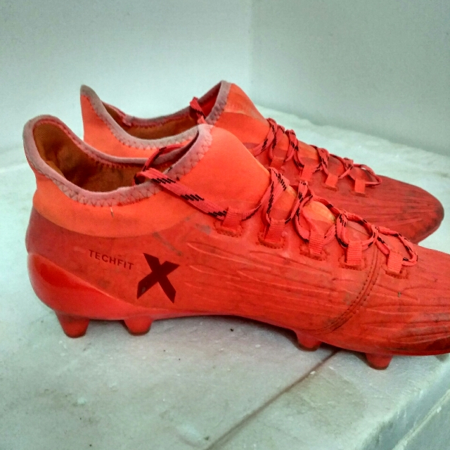 Kasut bola adidas 2017 hotsell