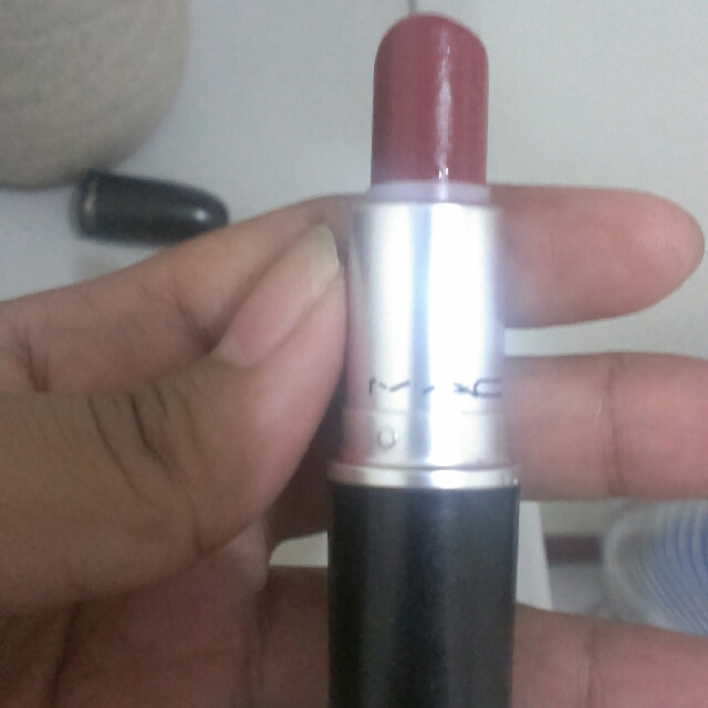Mac Matte Lisptick (Category: Face Care) located in Angeles City. Submitted by cellojj (Listing ID 126739830, Image 3). Description: .