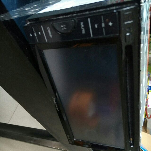 Pioneer Car DVD Player(used) Model AVH0165DVD, TV & Home Appliances, TV & Entertainment, Blu
