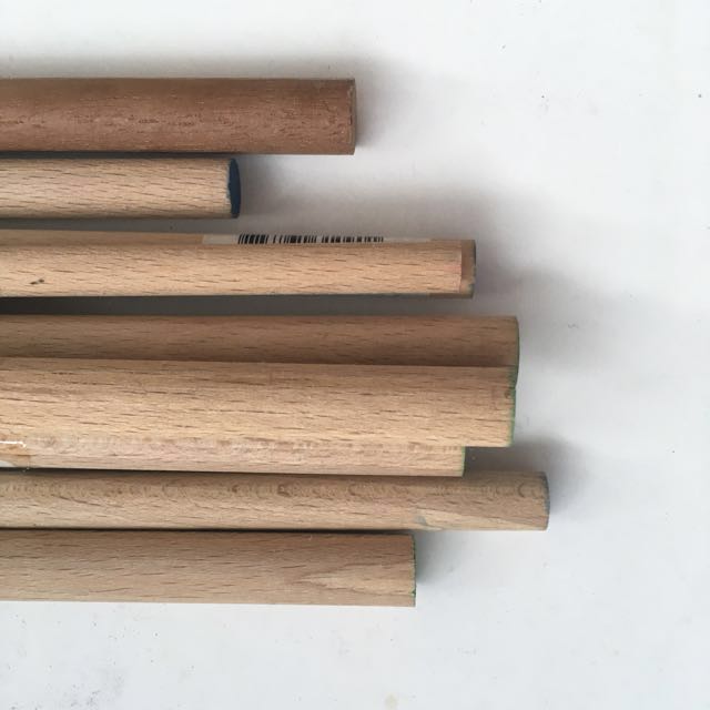 Set Of 1m Wooden Dowels Assorted Diameters Design Craft