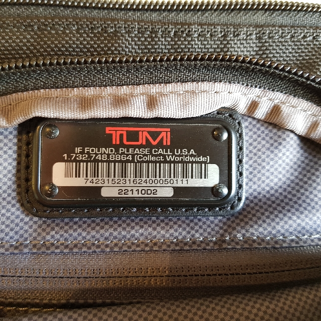 tumi 22110d2