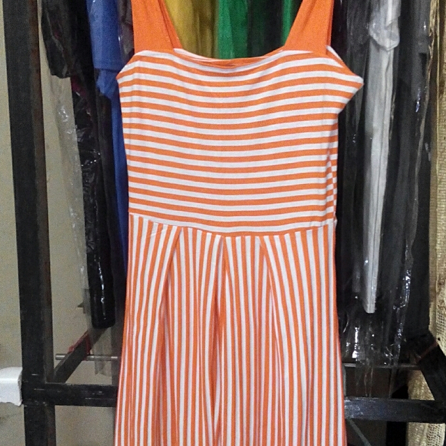 orange dress shop