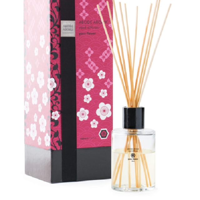BNIB New ABODE AROMA Reed Diffuser 220 ml in YUZU FLOWER scent comes
