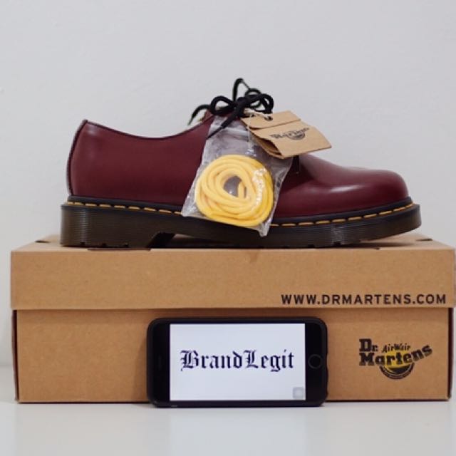fake dr martens 1461