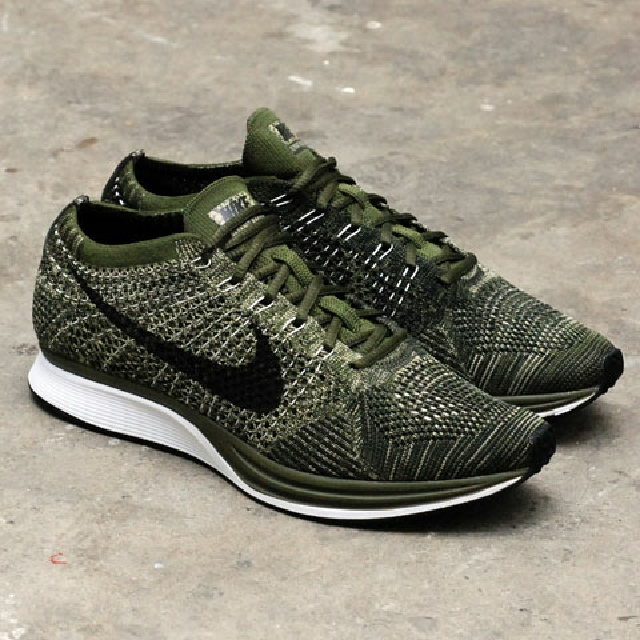 Nike Flyknit Racer Tones - Olive Green / Rough Green, Men's Fashion, Sneakers on Carousell