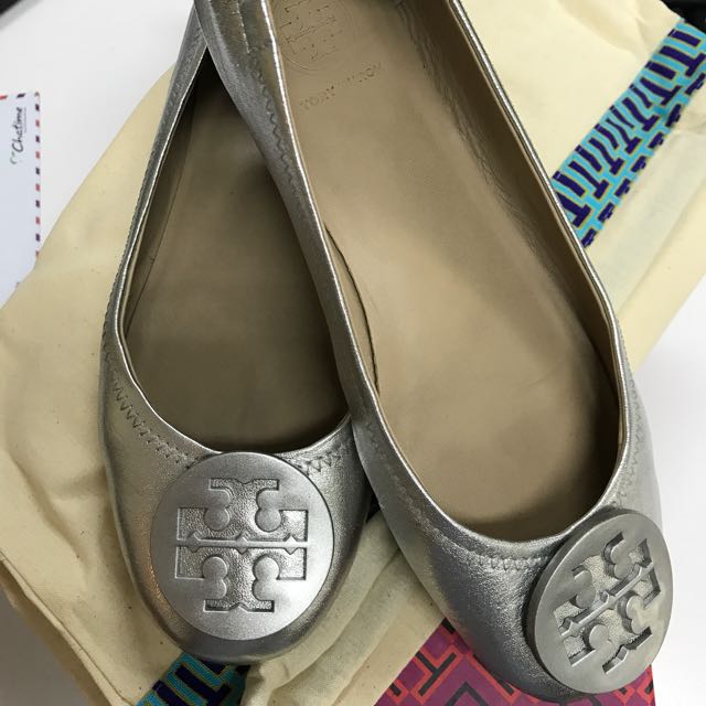 Tory Burch Flat Shoes silver size 6.5
