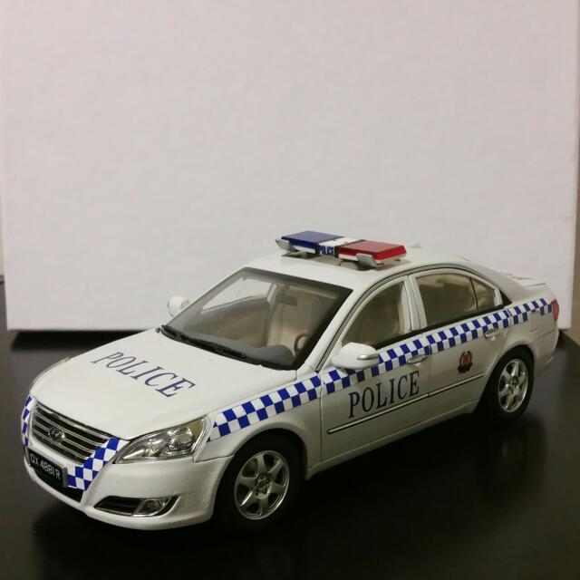 1/18 Hyundai Sonata Singapore Police Car, Hobbies & Toys, Toys & Games