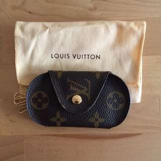 Louis-Vuitton-Monogram-Multicles-Rond-PM-Key-Case-Brown-M60115