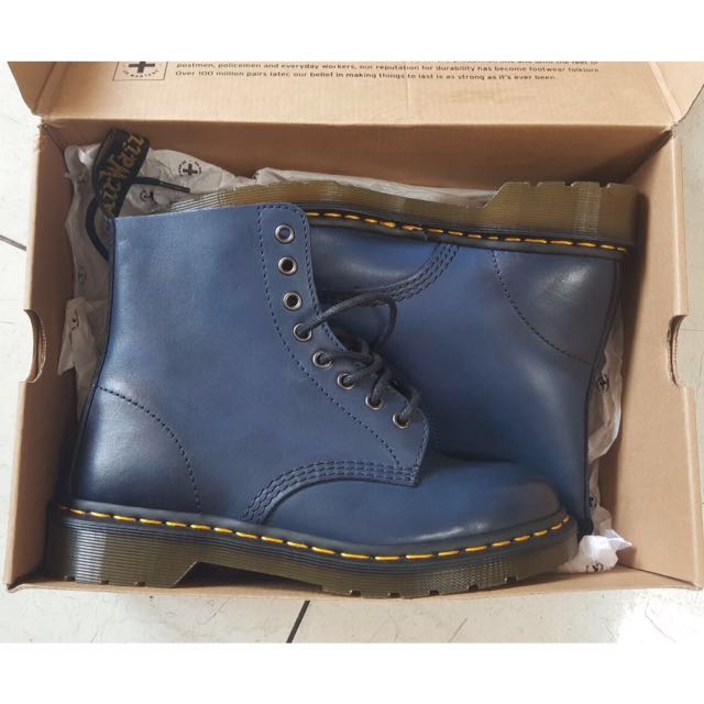 dr martens pascal size 7