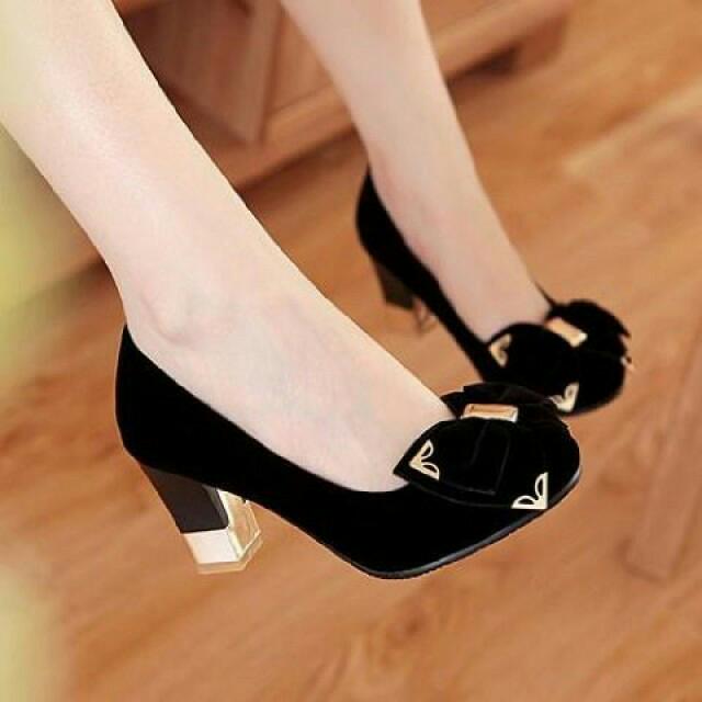Heels Hitam Suede Murah Sepatu Kantor Wanita High Heels Gold Highheels Kerja Kantoran Sepatu Wanita Pita Sepatu Pesta Olshop Fashion Olshop Wanita Di Carousell