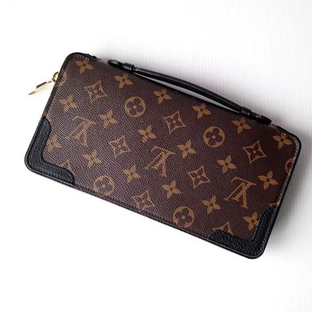 Louis Vuitton Daily Organiser Noir, Luxury, Bags & Wallets on Carousell