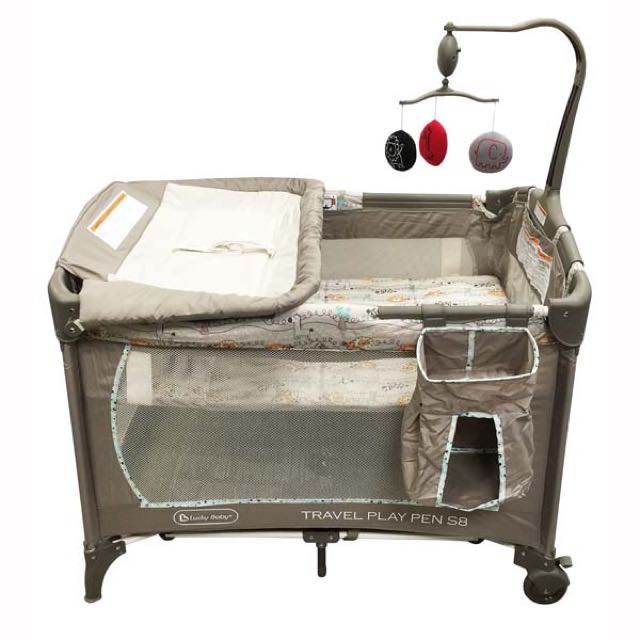 lucky baby play yard