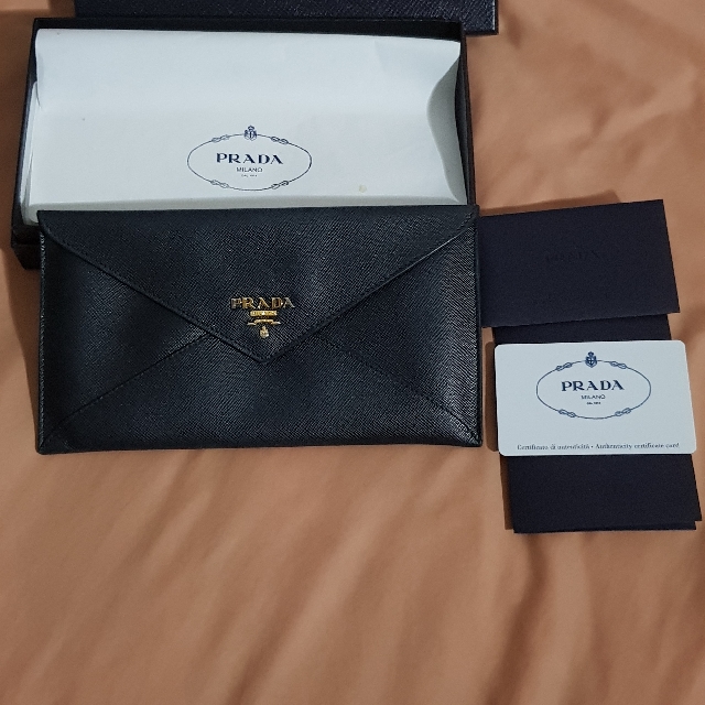 Prada Envelope Wallet 100%authentic, Luxury, Bags & Wallets on Carousell