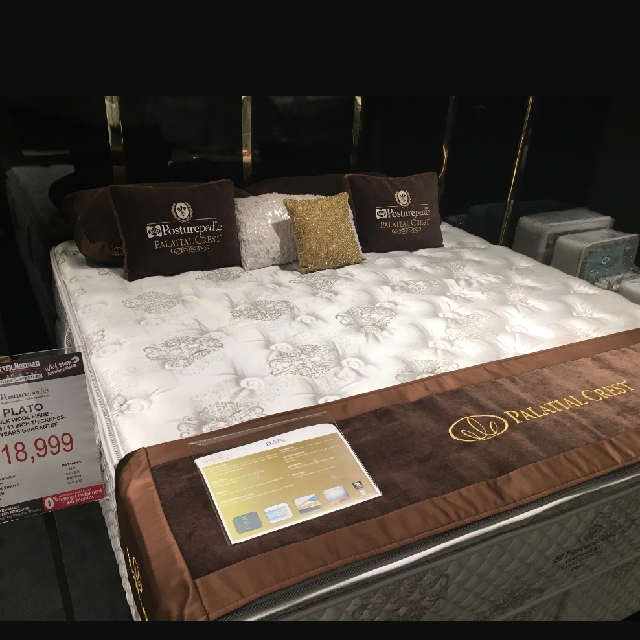 palatial crest by sealy