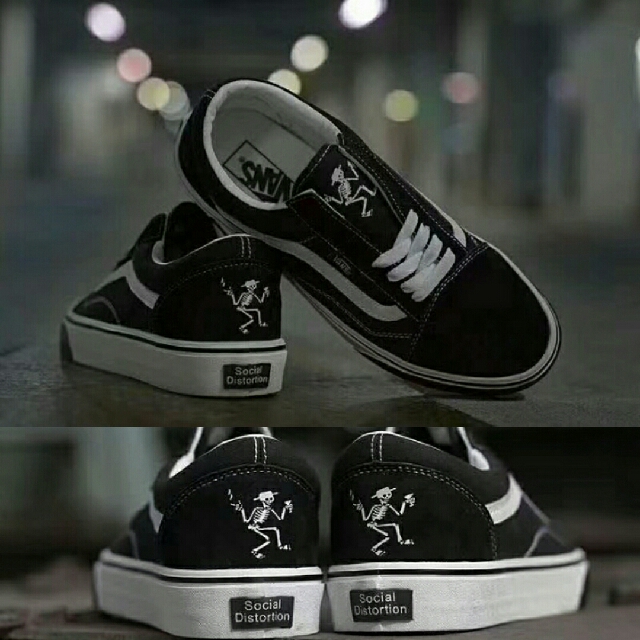 vans x social distortion