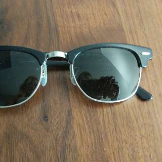 Authentic rayban clubmaster