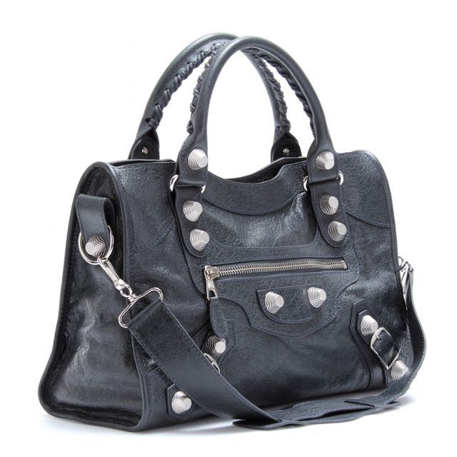 Spild Placeret nationalsang BALENCIAGA GIANT STUDS ARENA SILVER HARDWARE CITY BAG, Luxury, Bags &  Wallets on Carousell