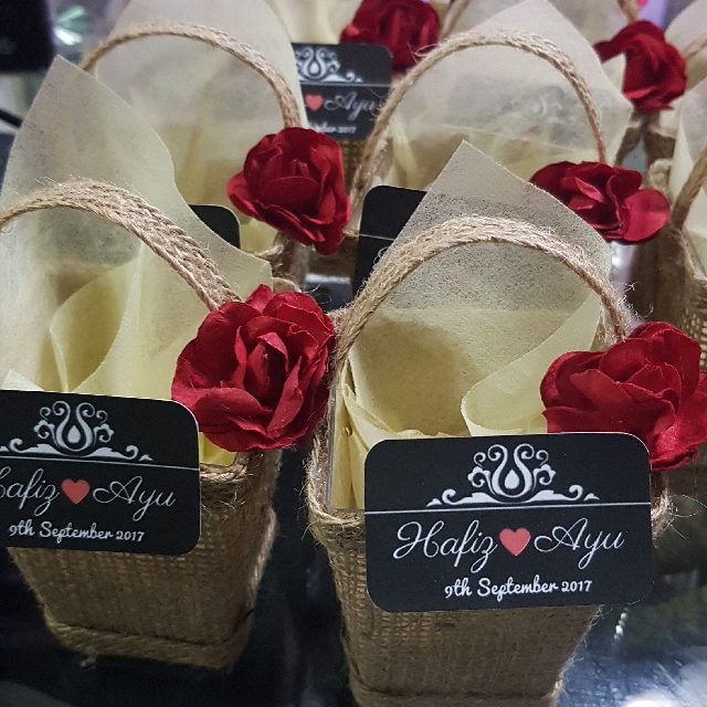 Bunga Rampai Holder Wedding Gubahan Hantaran Design Craft Handmade Craft On Carousell