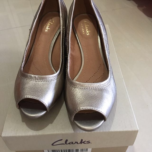 Clarks burmese art online wedge