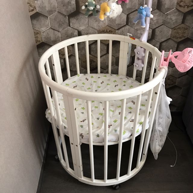 Expandable Baby cot