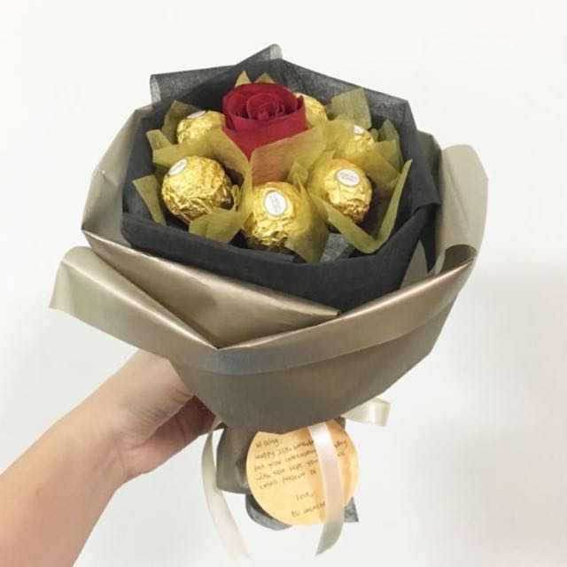 Ferrero Rocher Chocolate Bouquet With Red Rose Bulletin Board Preorders On Carousell