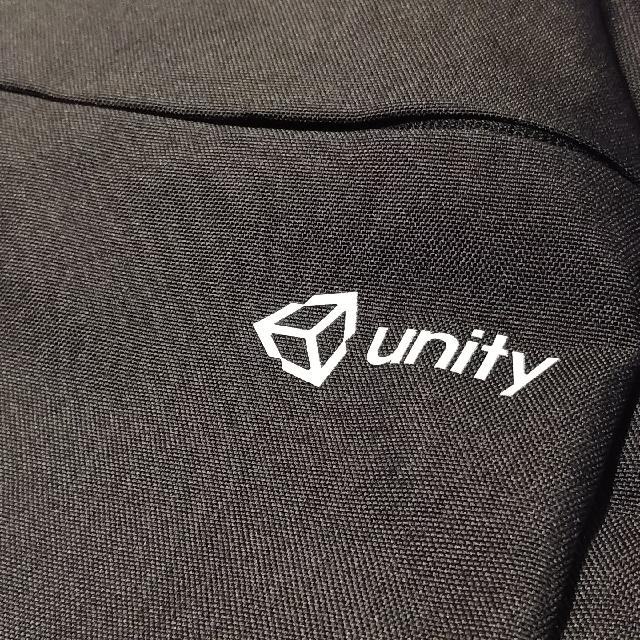 Unity背包背囊 （分類：背包）位於 Hong Kong。 由 laminguy 提交（商品編號 127179441，圖片 3）。簡介： 全新Unity背囊, 超大, 超多間格, 夠裝17" notebook。