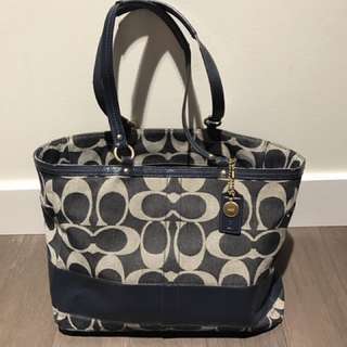 Coach signature C X-large tote/ diaper bag