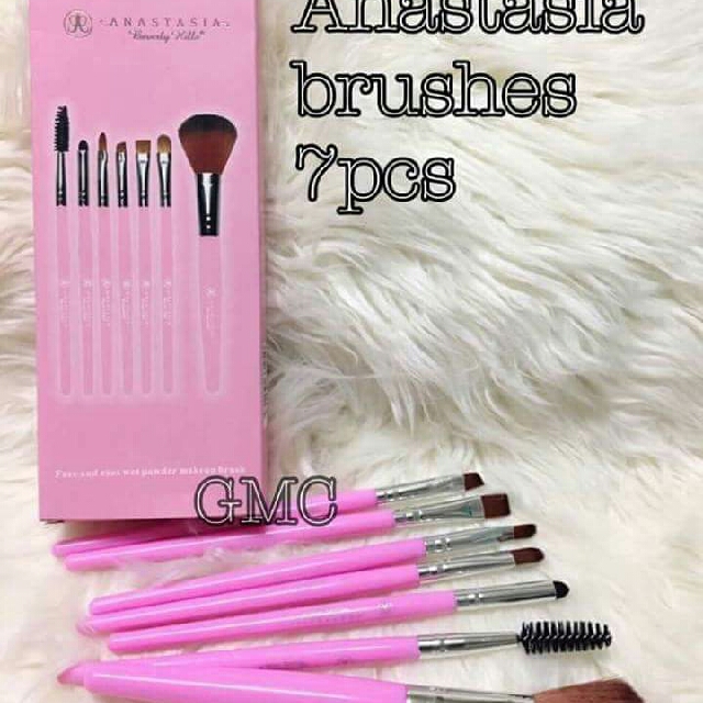 Anastasia Brush Set, Beauty & Personal Care, Face, Makeup on Carousell