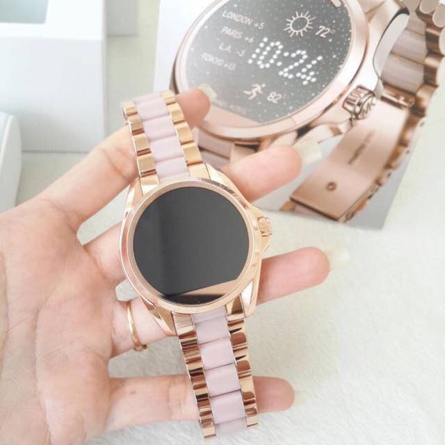 Authentic Mk smart watch, Women's Fashion, Watches on Carousell
