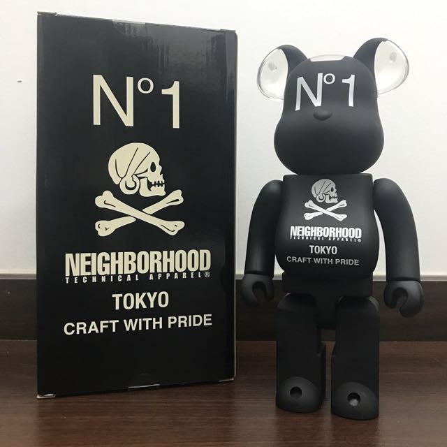 neighborhood bearbrick