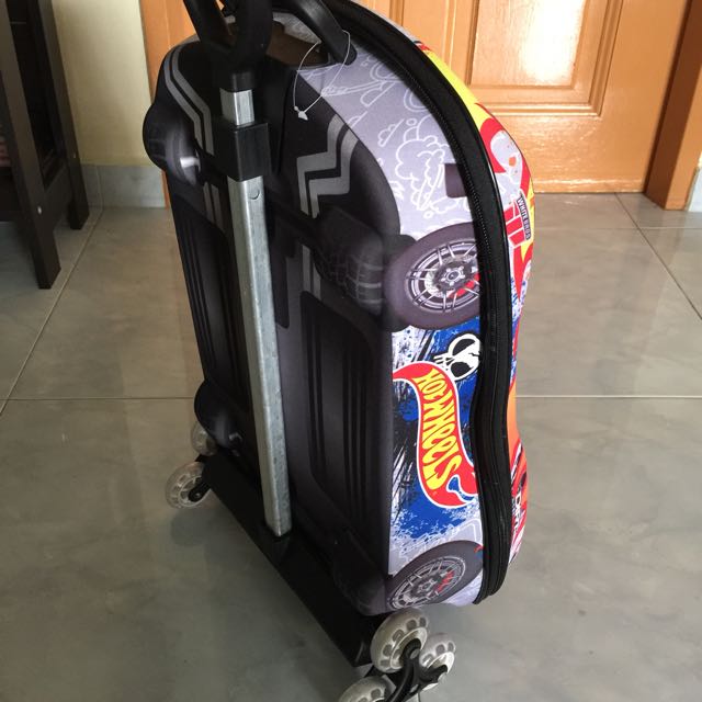 hot wheels luggage