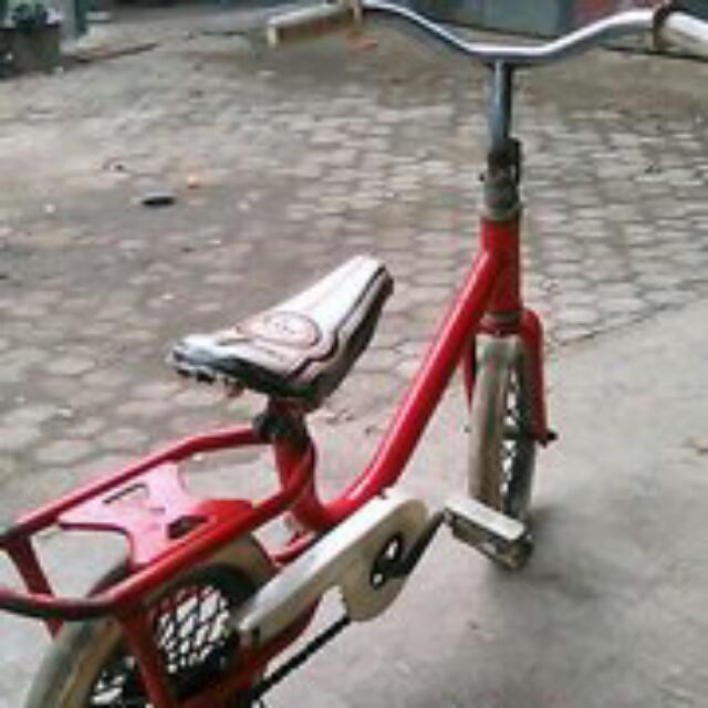 Sepeda Antik Anak 70 S Era Toys Collectibles Others On Carousell