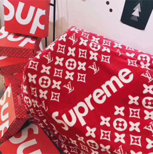 Louis vuitton blanket supreme discount