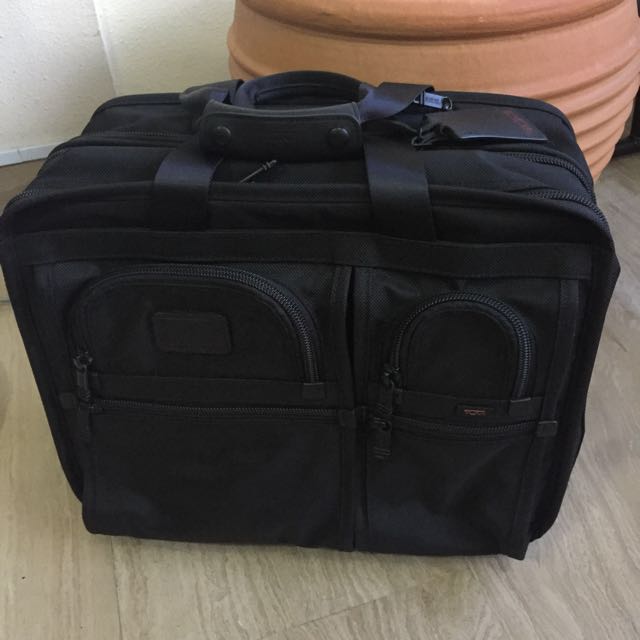 TUMI 26103DH Nylon Deluxe 17