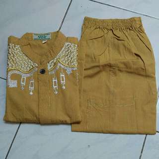 Baju Koko Size 4