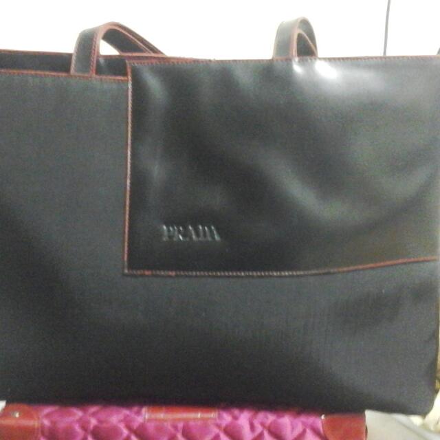 2nd hand prada bags