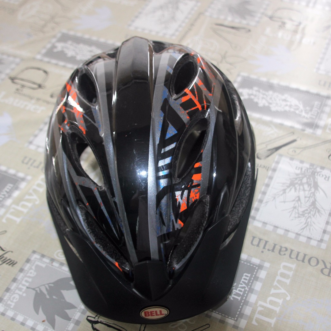 bell piston bike helmet