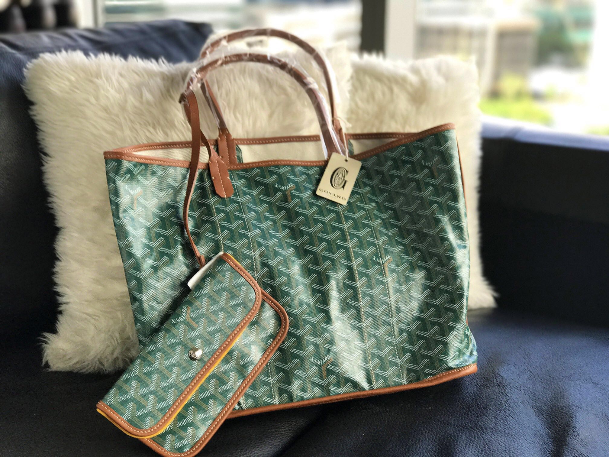 Goyard Goyardine Pertuis GM Reversible Tote Bag Green x Brown – Redo Luxury