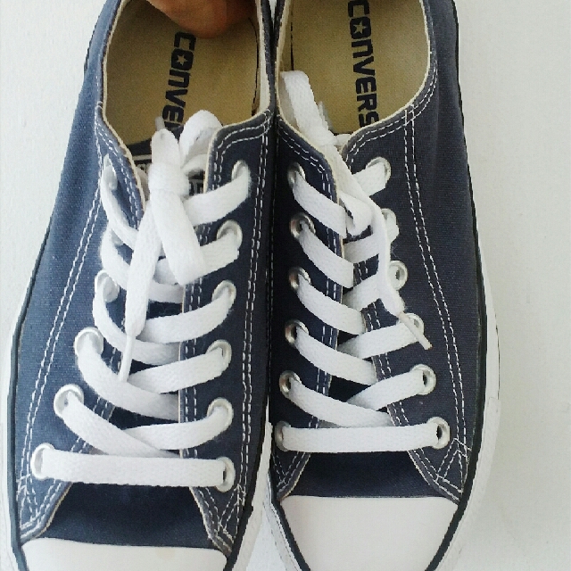 Converse, Women's Fashion, Footwear, Sneakers on Carousell