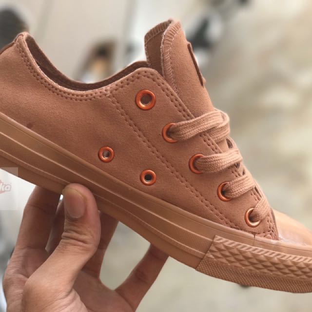 Sepatu converse hot sale limited edition 2017